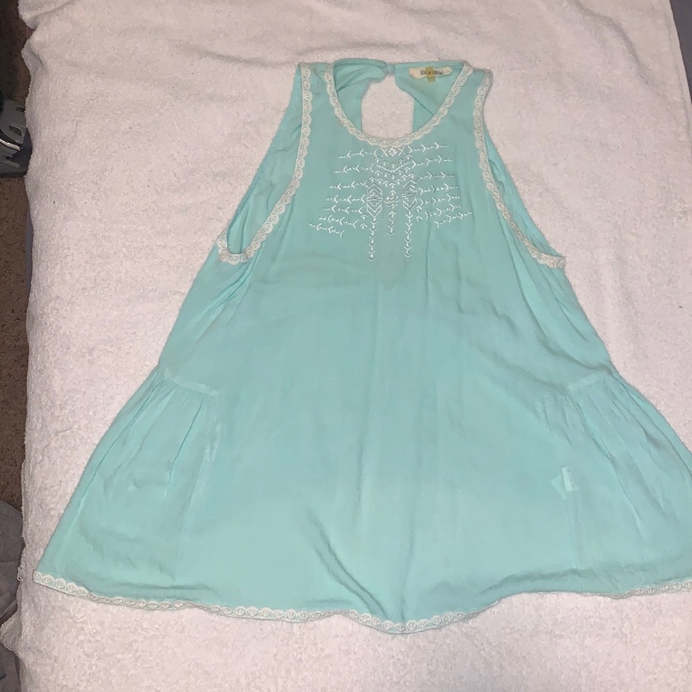 Teal and white flowy tank
